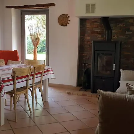 Maison D'hotes, Mourenia A Gr65 Gasthof *