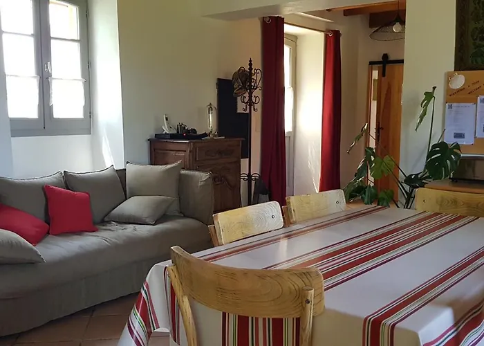 Maison D'hotes, Mourenia A Gr65 게스트하우스 Aroue-Ithorots-Olhaiby
